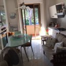 Appartamento trilocale in vendita a Montignoso