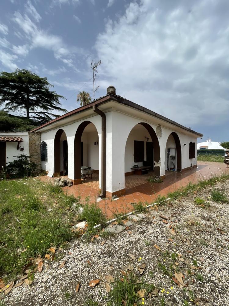 Villa indipendente plurilocale in vendita a san-felice-circeo