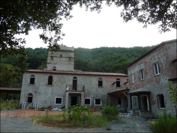 Villa indipendente plurilocale in vendita a lerici