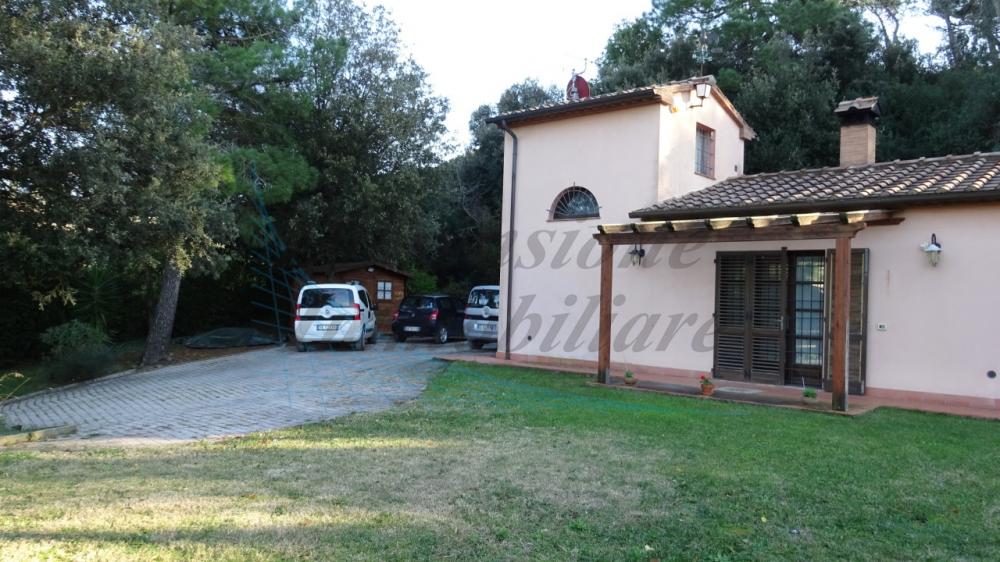 Villa indipendente trilocale in vendita a rosignano-marittimo