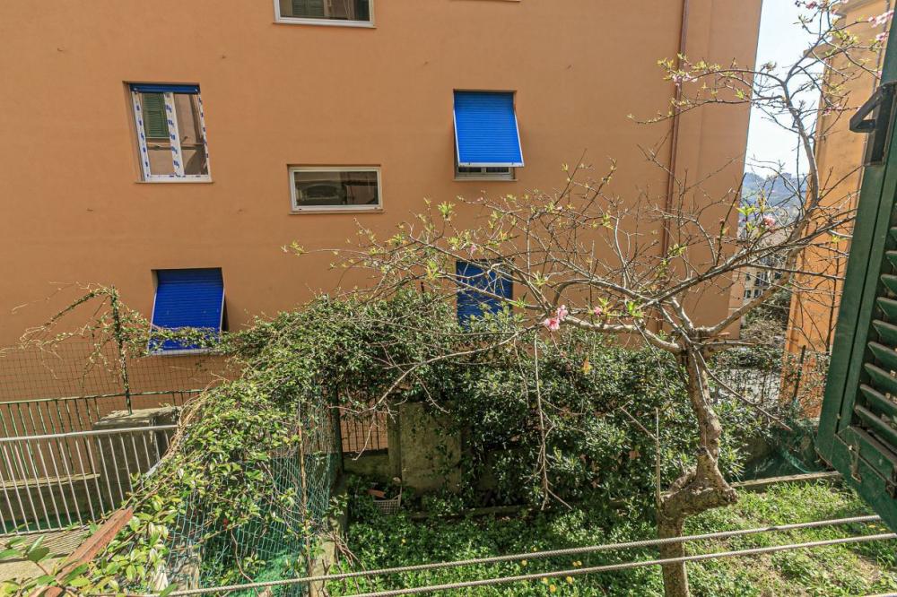 Appartamento plurilocale in vendita a genova