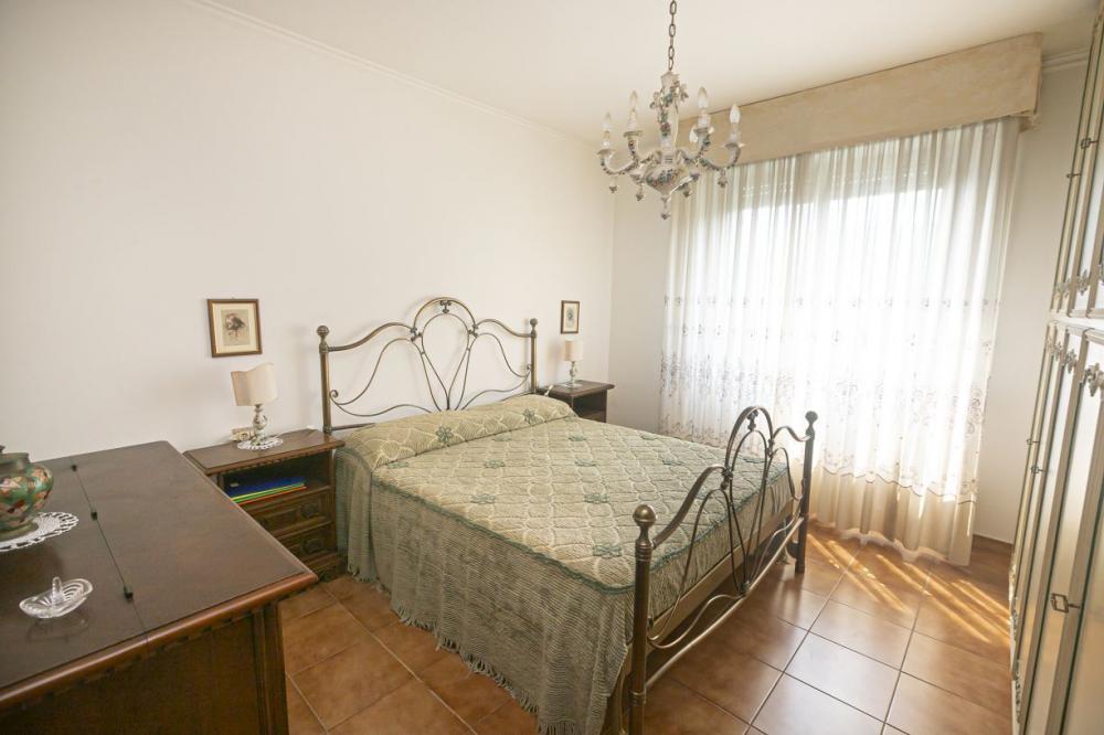 Appartamento plurilocale in vendita a Rivarolo