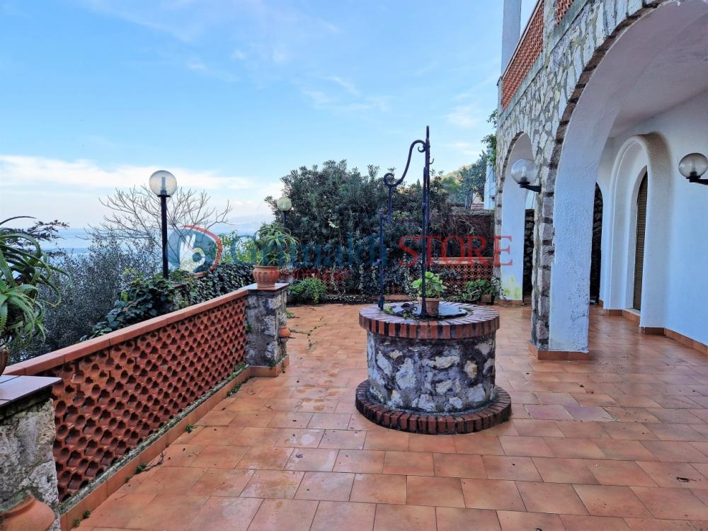 Villa indipendente plurilocale in vendita a anacapri