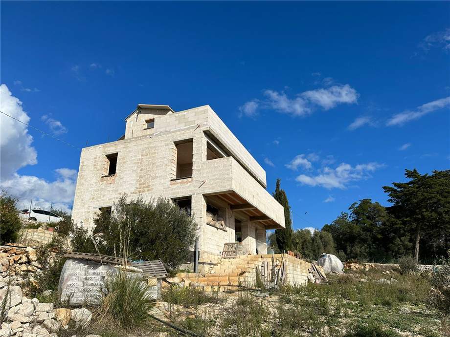 Villa indipendente plurilocale in vendita a Noto