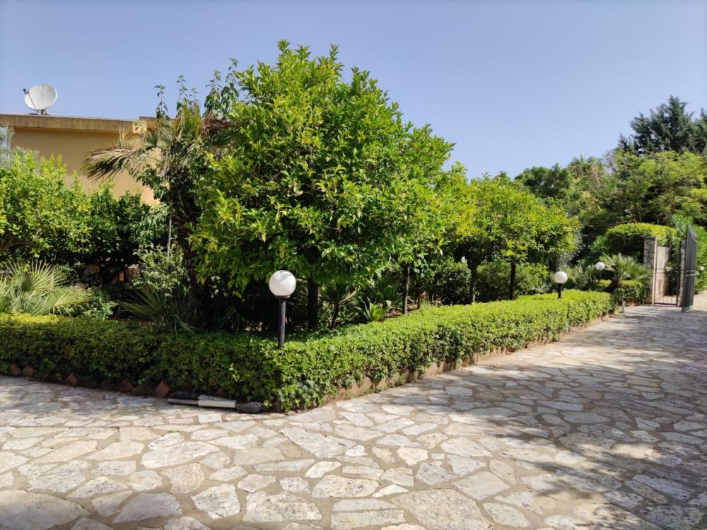 Villa indipendente plurilocale in vendita a castellammare-del-golfo