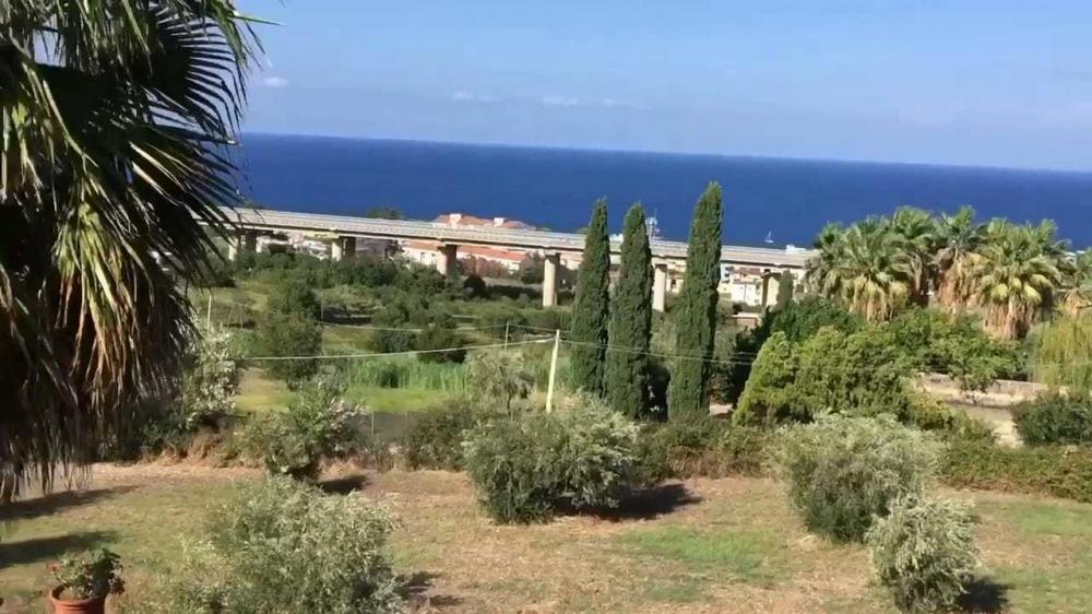 Villa indipendente plurilocale in vendita a patti