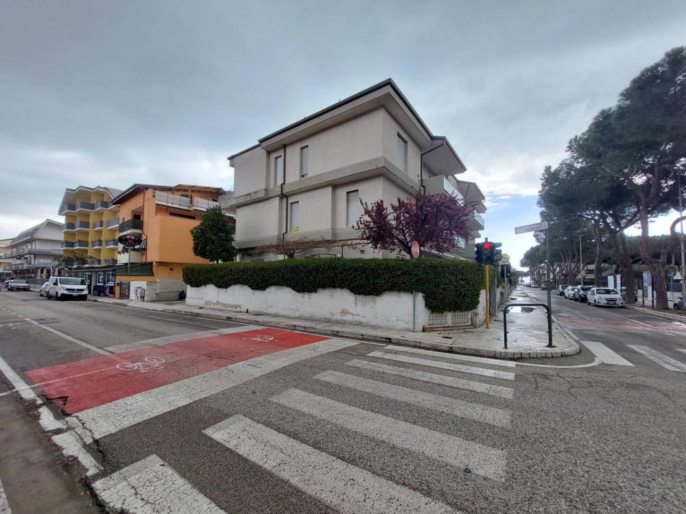 Appartamento quadrilocale in vendita a Tortoreto
