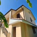 Villa plurilocale in vendita a Taggia