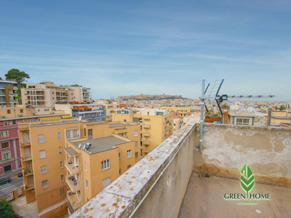 Appartamento plurilocale in vendita a Cagliari