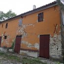 Villa indipendente plurilocale in vendita a Scapezzano