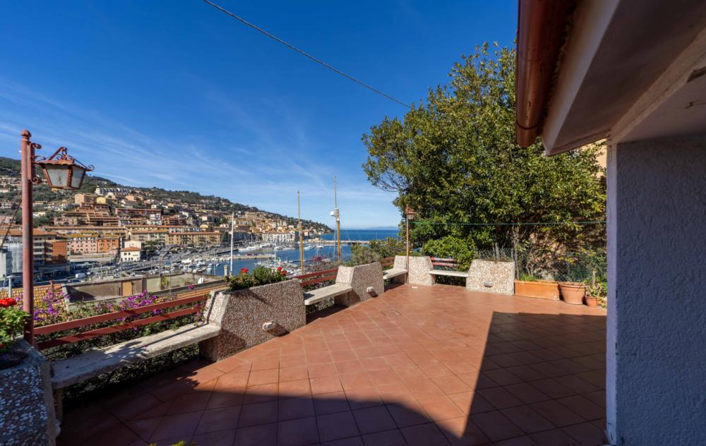 Villa indipendente quadrilocale in vendita a Porto santo stefano