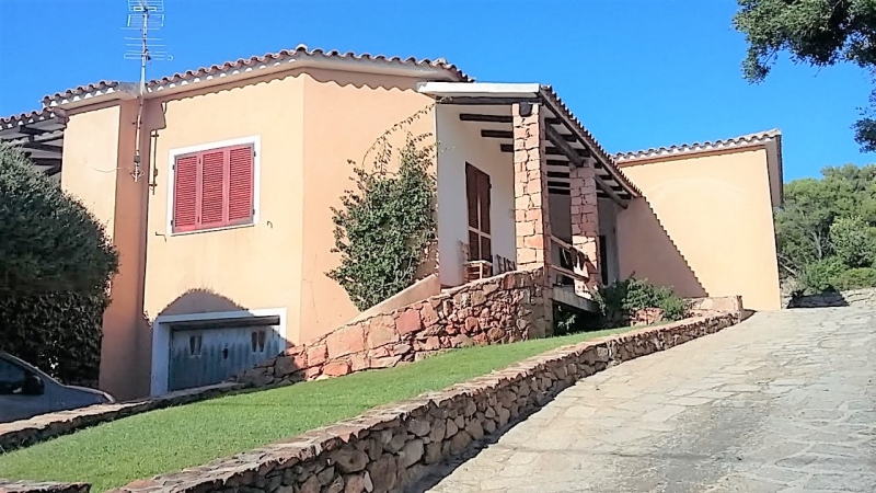 Villa plurilocale in vendita a Olbia