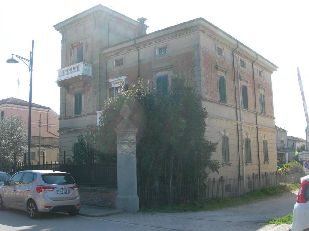 Villa indipendente plurilocale in vendita a Codigoro