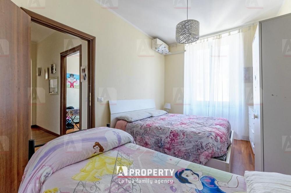 CAMERA - Appartamento trilocale in vendita a Esquilino - San Lorenzo