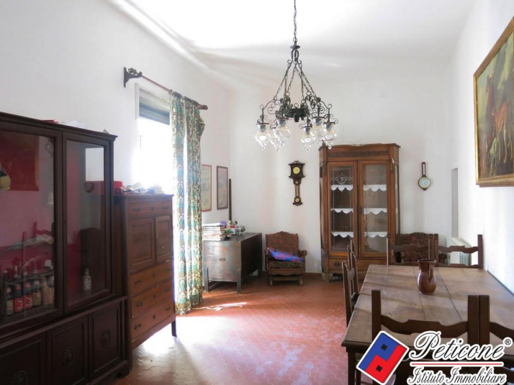 Casa plurilocale in vendita a Sessa Aurunca