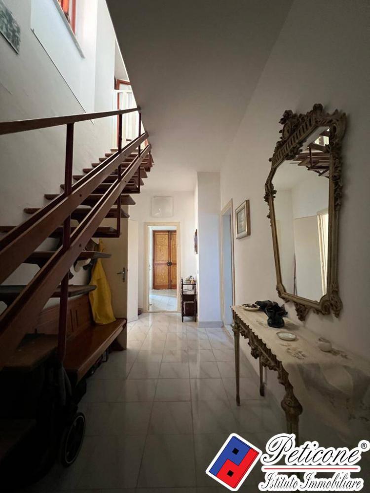 Villa plurilocale in vendita a Sperlonga