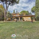 Villa indipendente plurilocale in vendita a San Giuliano Terme
