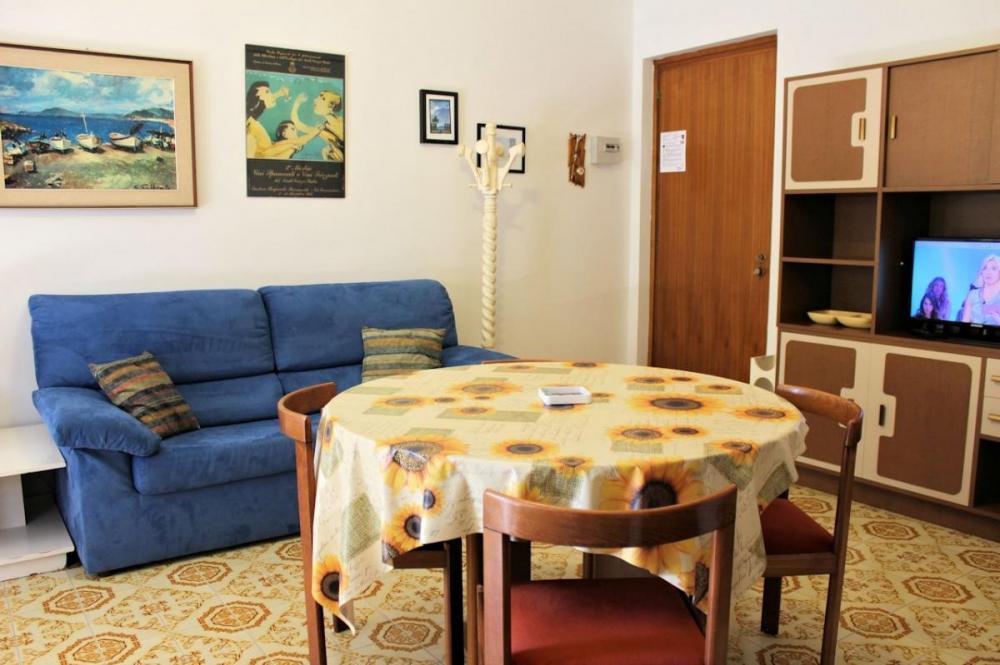 Soggiorno - Appartamento bicamere in affitto a Grado Città Giardino