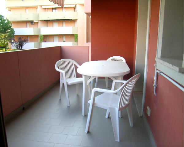 Terrazza - Appartamento monocamera in affitto a Grado Città Giardino