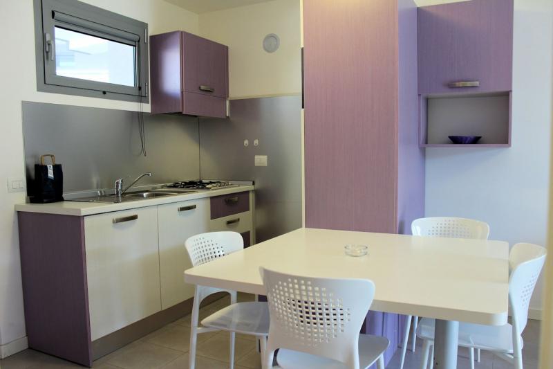 Angolo cottura - Appartamento monocamera in affitto a Grado Città Giardino