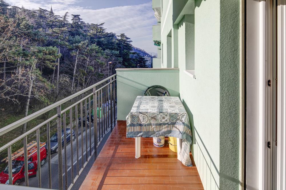 Appartamento trilocale in vendita a Trieste