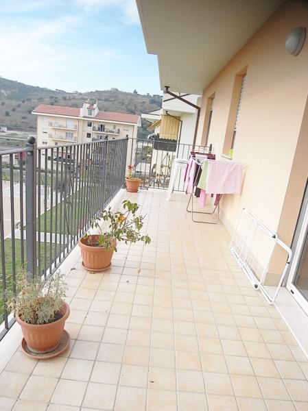Appartamento quadrilocale in vendita a Petritoli