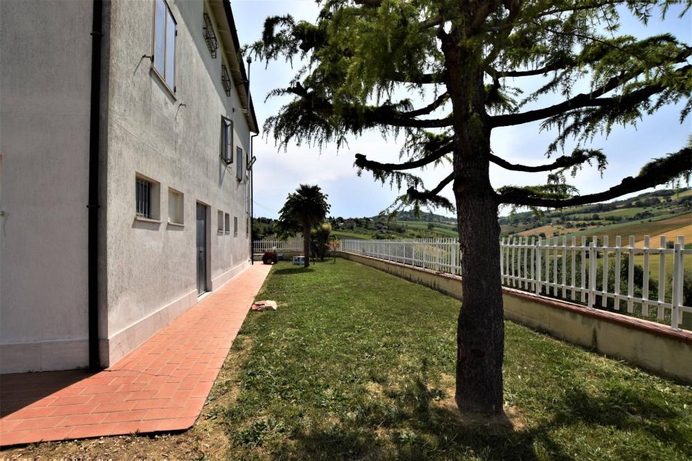 Casa plurilocale in vendita a Fermo