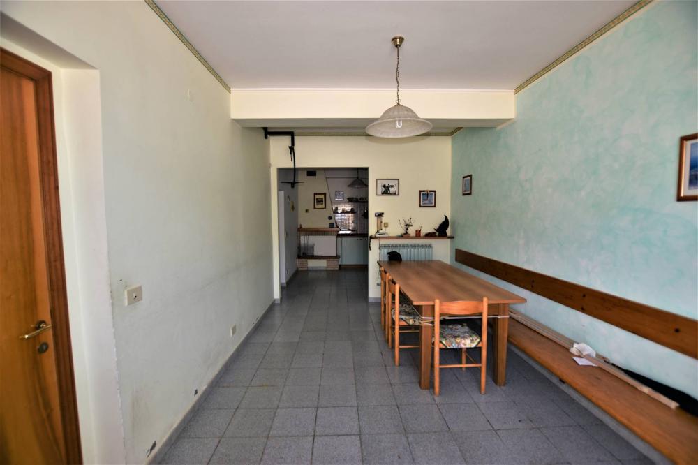 Casa plurilocale in vendita a Fermo