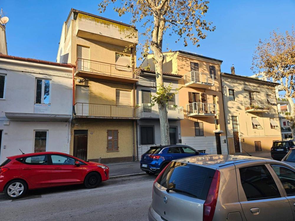 Casa plurilocale in vendita a Porto Recanati