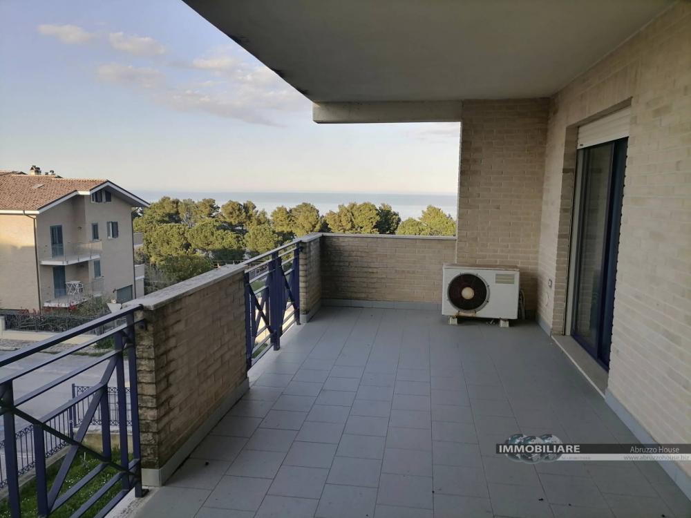 Appartamento bilocale in vendita a Pineto