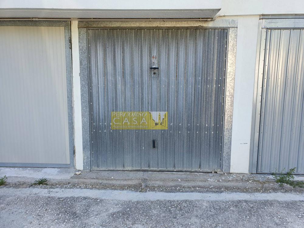 Garage monolocale in vendita a Campli