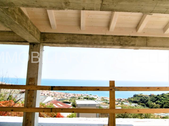 Villa plurilocale in vendita a riva-ligure
