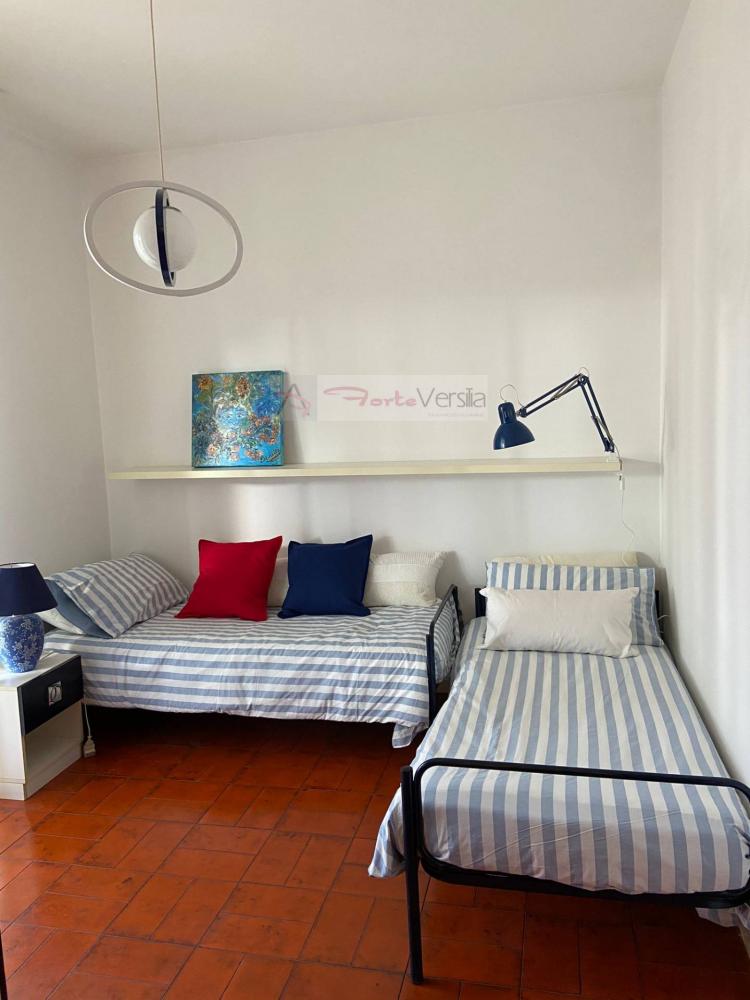 Appartamento plurilocale in vendita a Pietrasanta