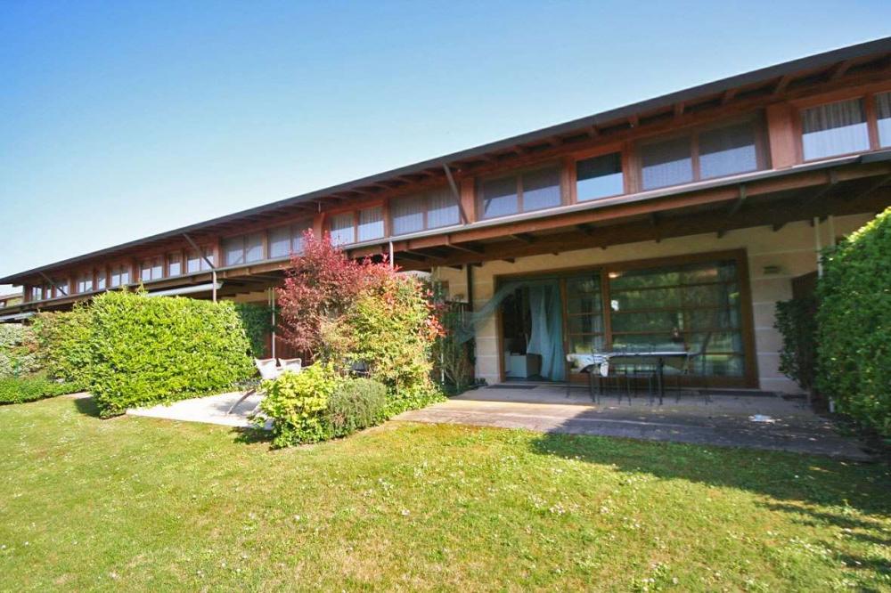 Villa plurilocale in vendita a Lignano riviera