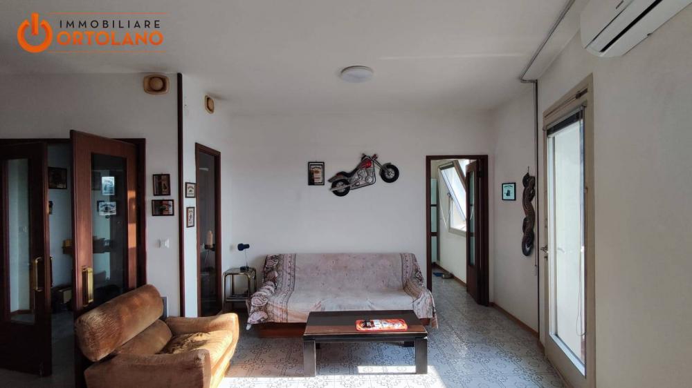 Appartamento trilocale in affitto a Monfalcone