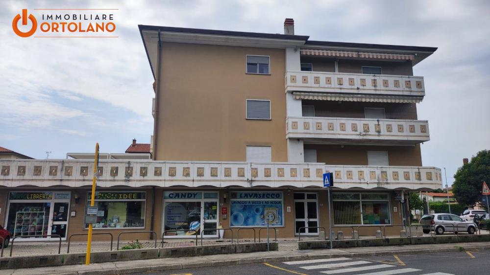 Appartamento trilocale in vendita a Staranzano