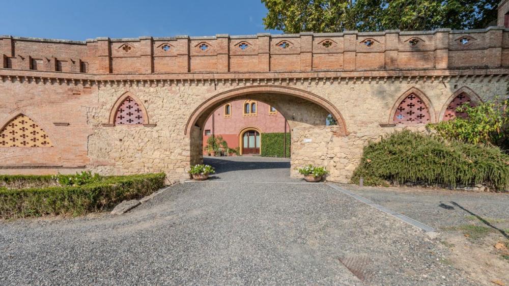 Villa plurilocale in vendita a pisa