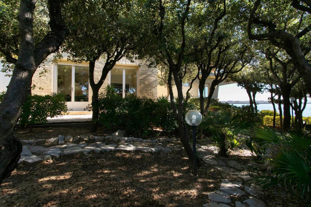 Villa indipendente plurilocale in vendita a rosignano marittimo