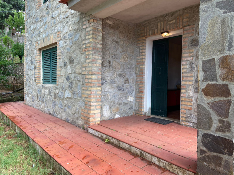 Villa plurilocale in vendita a reggio-di-calabria