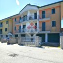 Appartamento trilocale in vendita a Carlino