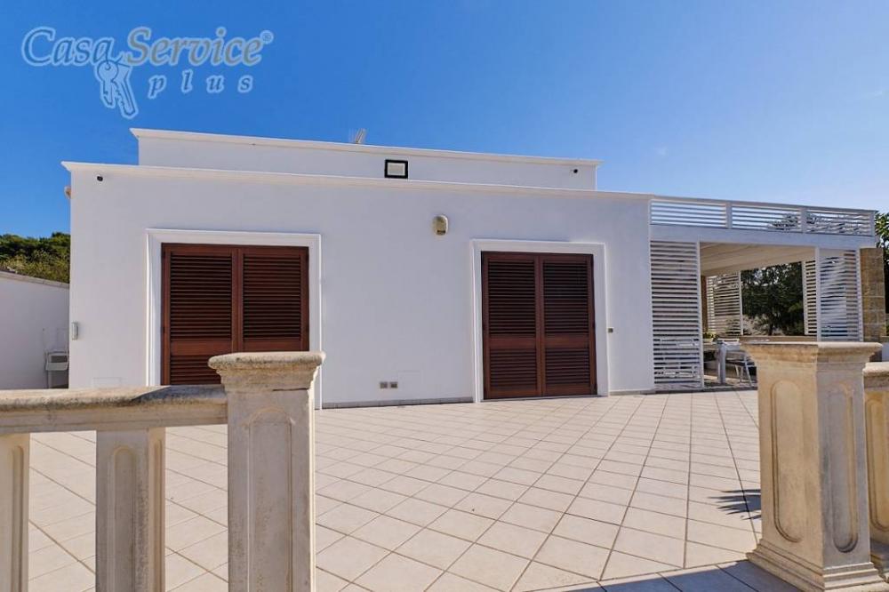 93382a1b4e758dde35a60558138f7edb - Villa quadrilocale in vendita a Gallipoli