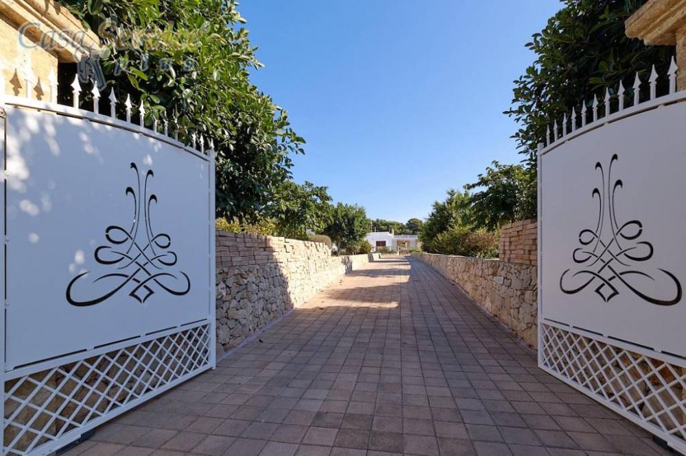 394701010e2a5c1b85fb725a4ddf475e - Villa quadrilocale in vendita a Gallipoli