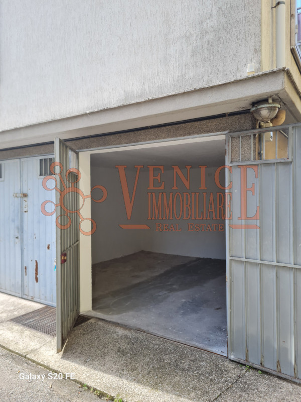 Garage in affitto a venezia