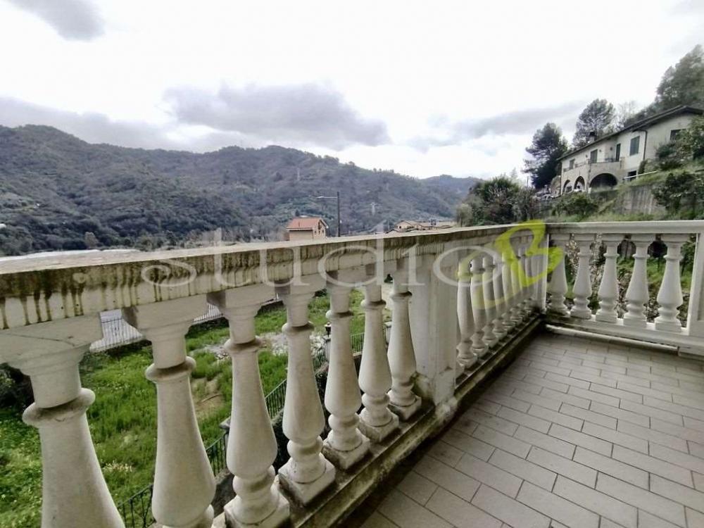 Villa plurilocale in vendita a camporosso