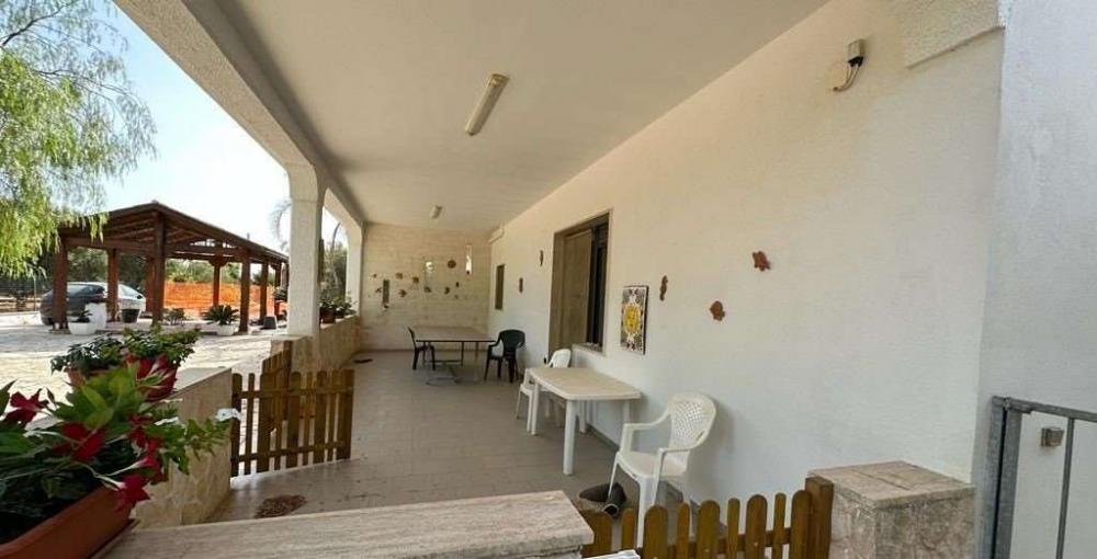 Villa quadrilocale in vendita a Santa sabina