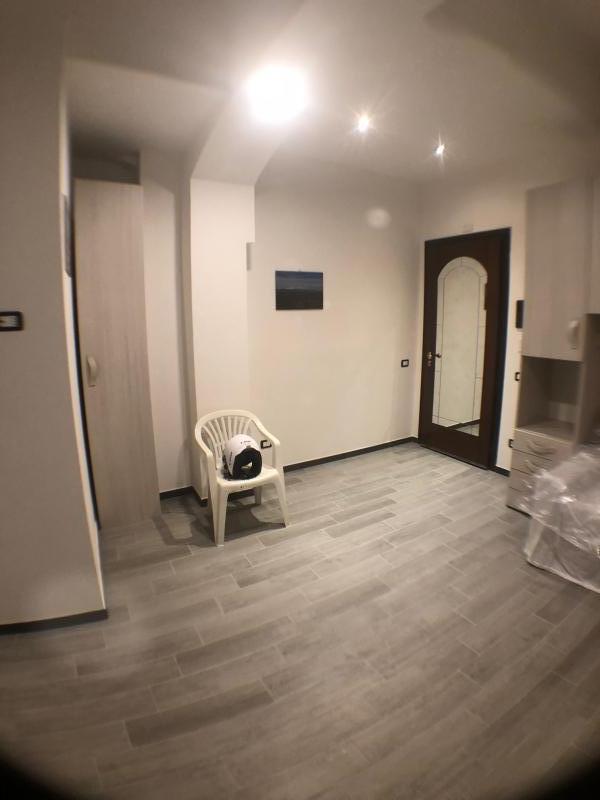 Appartamento bilocale in vendita a Savona