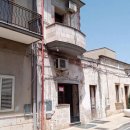 Villa indipendente quadrilocale in vendita a torricella