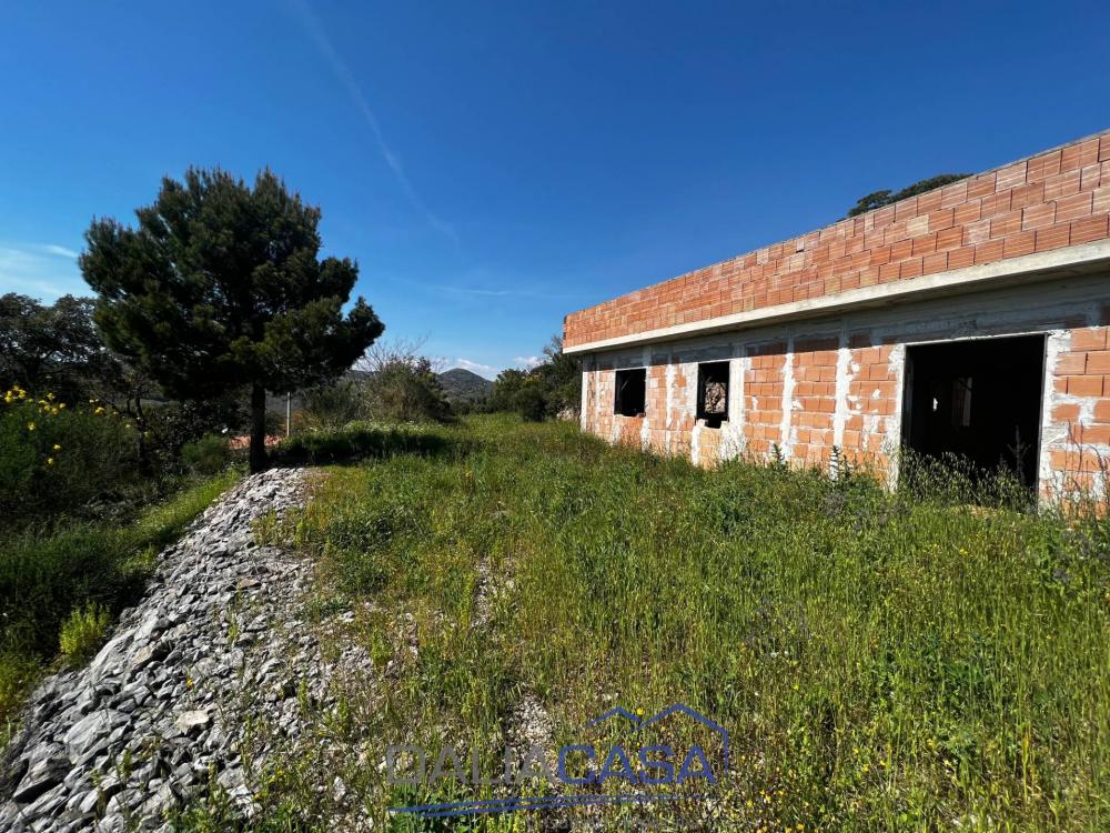 Villa indipendente quadrilocale in vendita a Itri