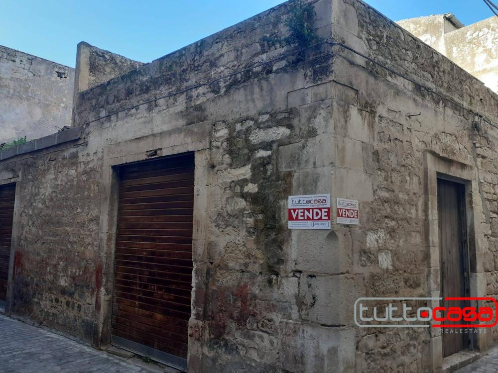 Garage monolocale in vendita a Scicli