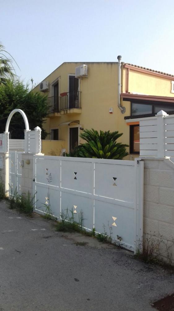 Villa trilocale in vendita a Scicli